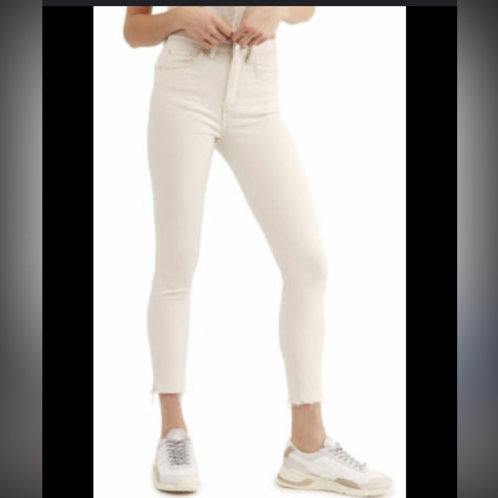 We The Free Off-White High Waist Jeans